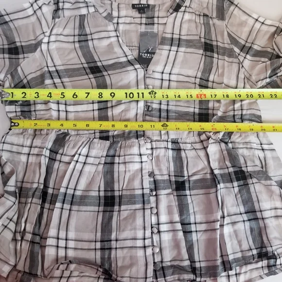 Torrid Plaid Babydoll Flowy Twill Button Shirt New - Picture 10 of 10
